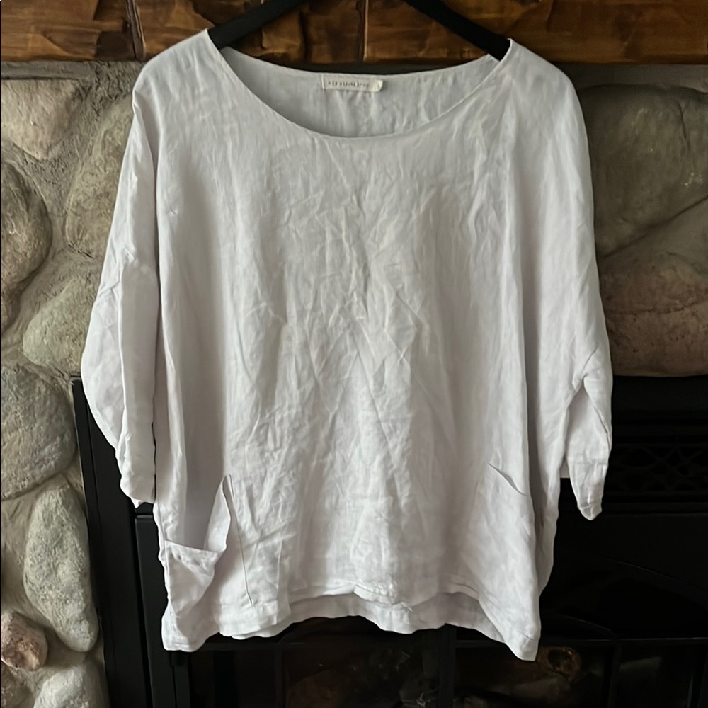 Mes Soeurs Et Moi White Boxy Blouse with Wide Neckline
